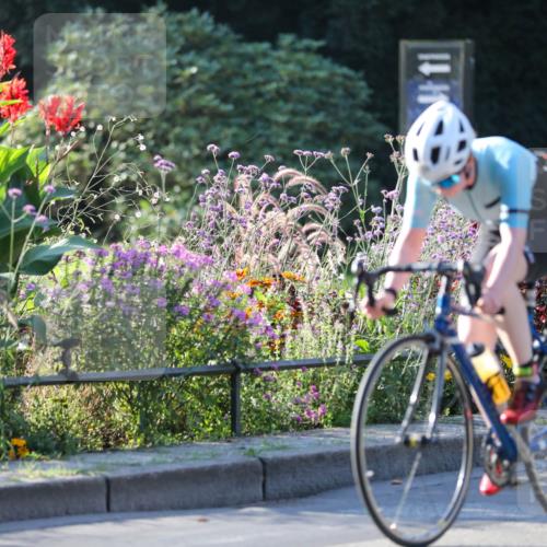 08.09.2024 - Stadtparktriathlon Zöllner http://msf.ph/oto/7012577 08.09.2024 09:10:50 Radfahren 57, 85, 97, 119, 121, 159, 172 meine-sportfotos.de