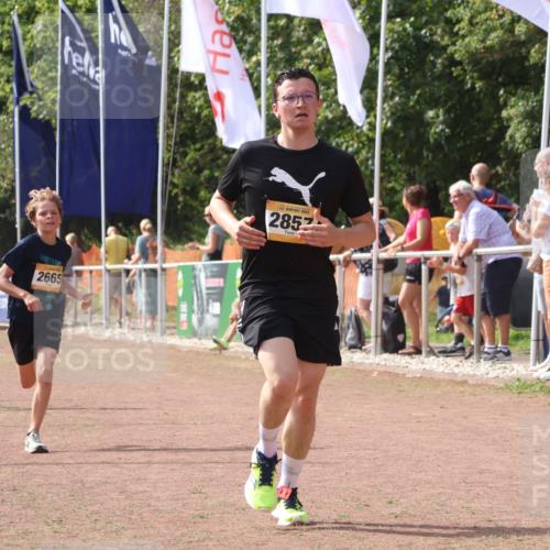 08.09.2024 - Airport Race Strokosch-Dieckow http://msf.ph/oto/7012647 08.09.2024 12:04:49 Ziel 687, 2845, 2857 meine-sportfotos.de