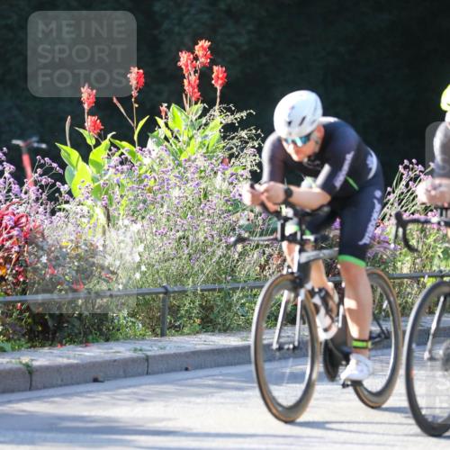 08.09.2024 - Stadtparktriathlon Zöllner http://msf.ph/oto/7012660 08.09.2024 09:11:04 Radfahren 27, 74, 116, 119, 128, 153, 167, 172, 174 meine-sportfotos.de