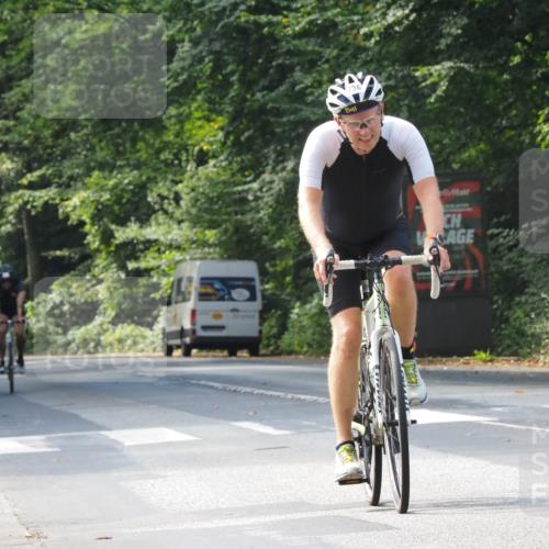 08.09.2024 - Stadtparktriathlon Zöllner http://msf.ph/oto/7012670 08.09.2024 12:08:05 Radfahren 674, 687, 717, 736 meine-sportfotos.de
