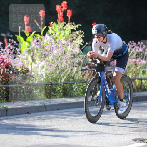 08.09.2024 - Stadtparktriathlon Zöllner http://msf.ph/oto/7012693 08.09.2024 09:11:10 Radfahren 2, 27, 128, 153, 167 meine-sportfotos.de