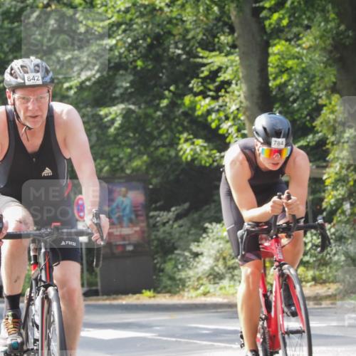 08.09.2024 - Stadtparktriathlon Zöllner http://msf.ph/oto/7012732 08.09.2024 12:08:21 Radfahren 665, 681, 735, 763, 784, 785, 803, 842 meine-sportfotos.de