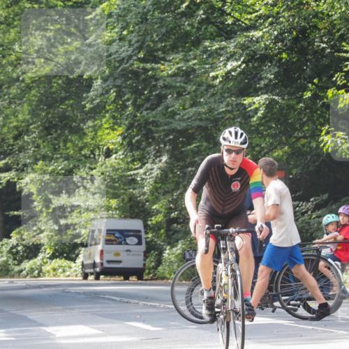 08.09.2024 - Stadtparktriathlon Zöllner http://msf.ph/oto/7012770 08.09.2024 12:08:34 Radfahren 781, 785, 789 meine-sportfotos.de