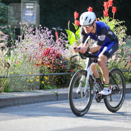 08.09.2024 - Stadtparktriathlon Zöllner http://msf.ph/oto/7012829 08.09.2024 09:11:45 Radfahren 4, 11, 24, 30, 45, 124, 138, 140, 144 meine-sportfotos.de