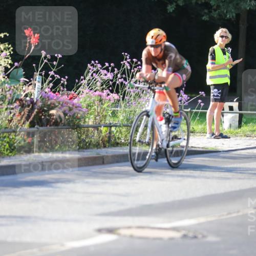 08.09.2024 - Stadtparktriathlon Zöllner http://msf.ph/oto/7012857 08.09.2024 09:11:49 Radfahren 11, 18, 124, 138, 140, 144 meine-sportfotos.de