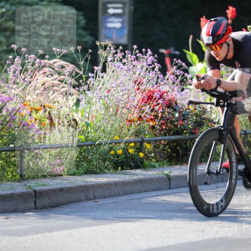08.09.2024 - Stadtparktriathlon Zöllner http://msf.ph/oto/7012871 08.09.2024 09:12:02 Radfahren 17, 60, 61, 151, 173 meine-sportfotos.de