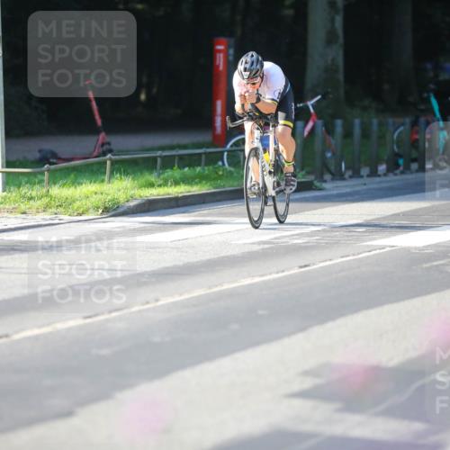 08.09.2024 - Stadtparktriathlon Zöllner http://msf.ph/oto/7012885 08.09.2024 09:12:05 Radfahren 17, 60, 61, 151, 173 meine-sportfotos.de