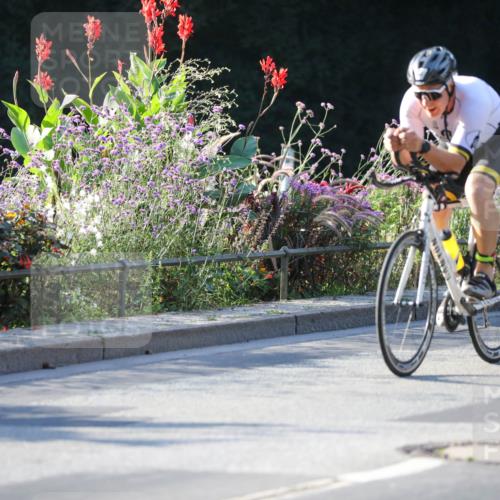 08.09.2024 - Stadtparktriathlon Zöllner http://msf.ph/oto/7012892 08.09.2024 09:12:06 Radfahren 60, 61, 114, 151, 173 meine-sportfotos.de