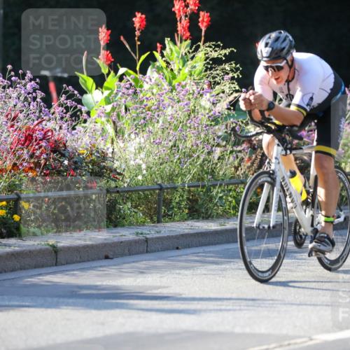 08.09.2024 - Stadtparktriathlon Zöllner http://msf.ph/oto/7012897 08.09.2024 09:12:06 Radfahren 60, 61, 114, 151, 173 meine-sportfotos.de