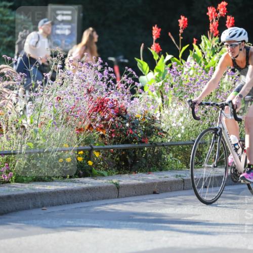 08.09.2024 - Stadtparktriathlon Zöllner http://msf.ph/oto/7012929 08.09.2024 09:12:18 Radfahren 38, 114, 163 meine-sportfotos.de