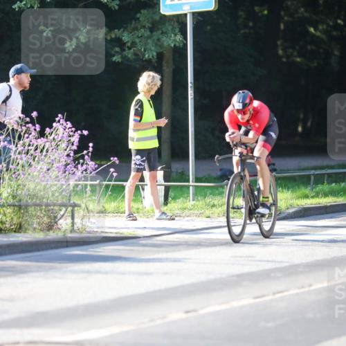 08.09.2024 - Stadtparktriathlon Zöllner http://msf.ph/oto/7012943 08.09.2024 09:12:27 Radfahren 38, 104, 132, 150, 157 meine-sportfotos.de