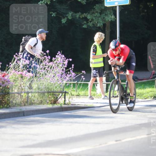 08.09.2024 - Stadtparktriathlon Zöllner http://msf.ph/oto/7012948 08.09.2024 09:12:27 Radfahren 38, 104, 132, 150, 157 meine-sportfotos.de
