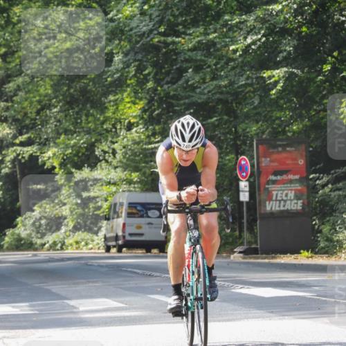08.09.2024 - Stadtparktriathlon Zöllner http://msf.ph/oto/7012966 08.09.2024 12:10:00 Radfahren 683, 711, 740, 800 meine-sportfotos.de