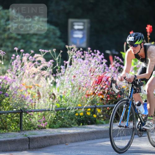 08.09.2024 - Stadtparktriathlon Zöllner http://msf.ph/oto/7012993 08.09.2024 09:12:36 Radfahren 68, 82, 88, 104, 132, 150, 157, 171 meine-sportfotos.de