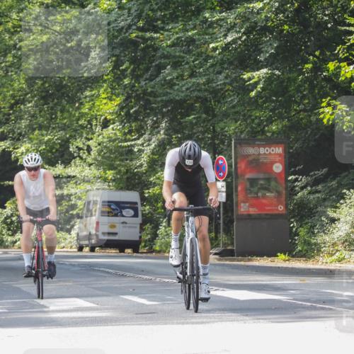 08.09.2024 - Stadtparktriathlon Zöllner http://msf.ph/oto/7013015 08.09.2024 12:10:33 Radfahren 738, 770, 804, 807, 833 meine-sportfotos.de