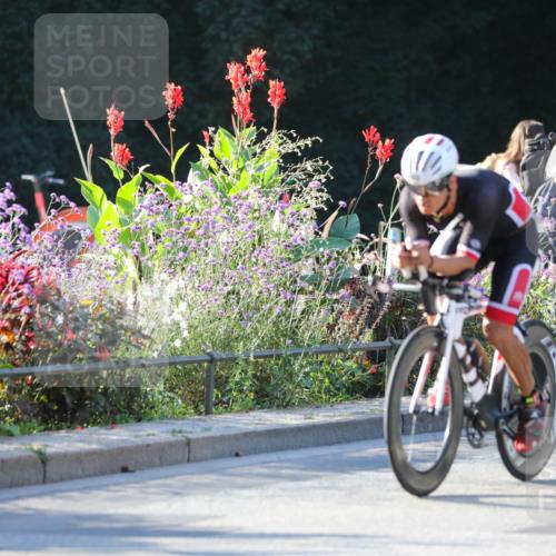 08.09.2024 - Stadtparktriathlon Zöllner http://msf.ph/oto/7013026 08.09.2024 09:12:44 Radfahren 19, 68, 82, 88, 156, 171 meine-sportfotos.de