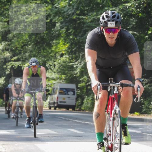 08.09.2024 - Stadtparktriathlon Zöllner http://msf.ph/oto/7013051 08.09.2024 12:10:45 Radfahren 691, 780, 793, 802, 806, 831, 833, 844 meine-sportfotos.de