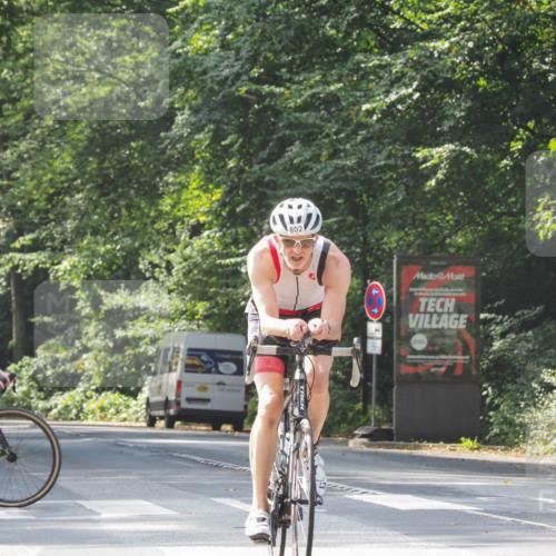 08.09.2024 - Stadtparktriathlon Zöllner http://msf.ph/oto/7013094 08.09.2024 12:10:52 Radfahren 802, 806, 831 meine-sportfotos.de