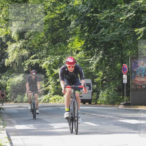 08.09.2024 - Stadtparktriathlon Zöllner http://msf.ph/oto/7013114 08.09.2024 12:11:08 Radfahren 750, 834, 841 meine-sportfotos.de