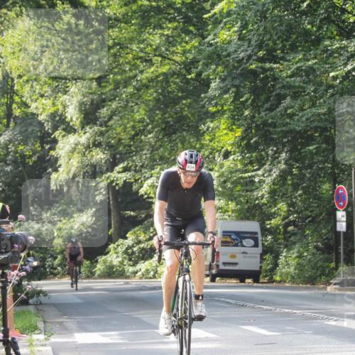 08.09.2024 - Stadtparktriathlon Zöllner http://msf.ph/oto/7013130 08.09.2024 12:11:10 Radfahren 750, 834, 841 meine-sportfotos.de