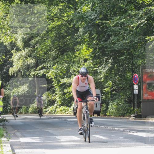 08.09.2024 - Stadtparktriathlon Zöllner http://msf.ph/oto/7013134 08.09.2024 12:11:16 Radfahren 692, 750, 828, 834 meine-sportfotos.de