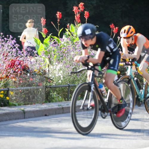 08.09.2024 - Stadtparktriathlon Zöllner http://msf.ph/oto/7013178 08.09.2024 09:13:27 Radfahren 1, 5, 49, 59, 92, 106, 122, 165, 175 meine-sportfotos.de