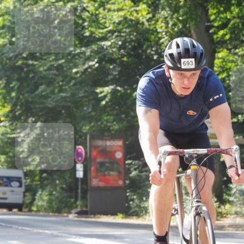 08.09.2024 - Stadtparktriathlon Zöllner http://msf.ph/oto/7013203 08.09.2024 12:11:53 Radfahren 693, 748, 758, 768, 786, 838 meine-sportfotos.de