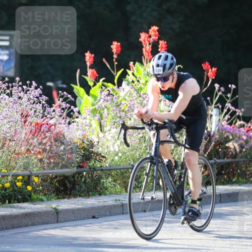 08.09.2024 - Stadtparktriathlon Zöllner http://msf.ph/oto/7013262 08.09.2024 09:13:57 Radfahren 33, 65, 126, 135, 145 meine-sportfotos.de
