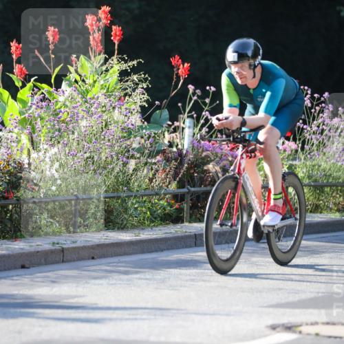 08.09.2024 - Stadtparktriathlon Zöllner http://msf.ph/oto/7013283 08.09.2024 09:13:59 Radfahren 3, 33, 65, 126, 135, 145 meine-sportfotos.de