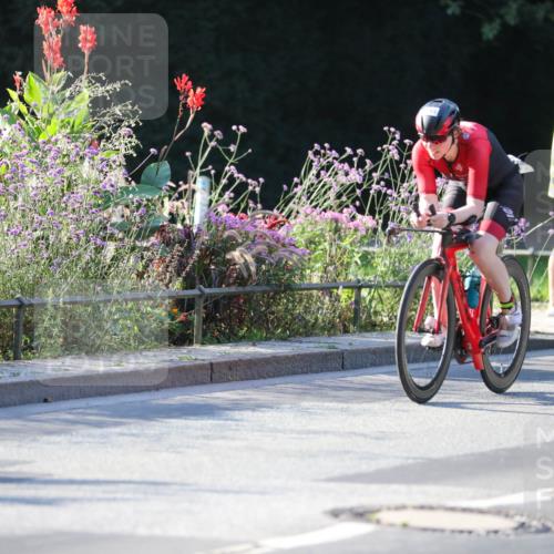 08.09.2024 - Stadtparktriathlon Zöllner http://msf.ph/oto/7013286 08.09.2024 09:14:02 Radfahren 3, 33, 65, 78, 135, 145, 164 meine-sportfotos.de