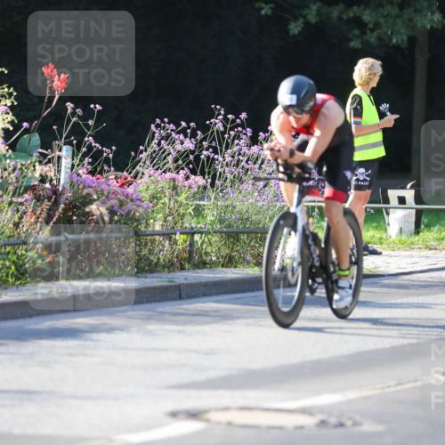 08.09.2024 - Stadtparktriathlon Zöllner http://msf.ph/oto/7013305 08.09.2024 09:14:06 Radfahren 3, 33, 39, 62, 77, 78, 91, 102, 105, 135, 143, 164 meine-sportfotos.de