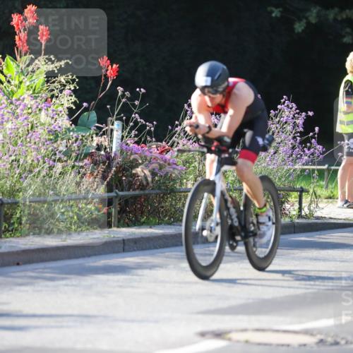 08.09.2024 - Stadtparktriathlon Zöllner http://msf.ph/oto/7013311 08.09.2024 09:14:06 Radfahren 3, 33, 39, 62, 77, 78, 91, 102, 105, 135, 143, 164 meine-sportfotos.de