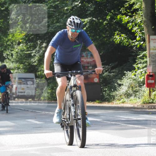 08.09.2024 - Stadtparktriathlon Zöllner http://msf.ph/oto/7013323 08.09.2024 12:12:34 Radfahren 696, 700, 742, 746, 782, 787, 798 meine-sportfotos.de