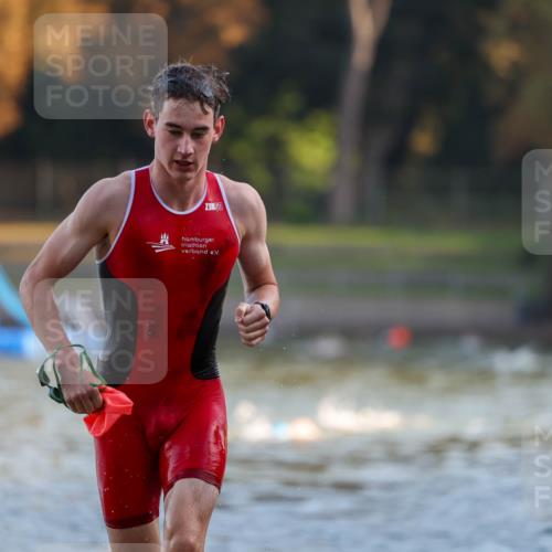 08.09.2024 - Stadtparktriathlon Michael Strokosch http://msf.ph/oto/7013341 08.09.2024 08:43:59 Schwimmen 13 meine-sportfotos.de