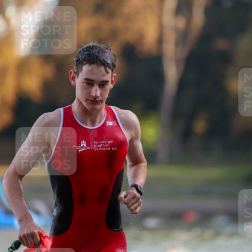 08.09.2024 - Stadtparktriathlon Michael Strokosch http://msf.ph/oto/7013357 08.09.2024 08:44:00 Schwimmen 13 meine-sportfotos.de