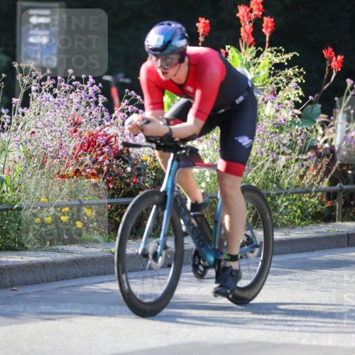 08.09.2024 - Stadtparktriathlon Zöllner http://msf.ph/oto/7013360 08.09.2024 09:14:18 Radfahren 6, 14, 22, 39, 48, 51, 77, 102, 105, 110, 143, 158, 162, 166 meine-sportfotos.de