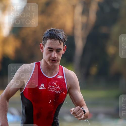 08.09.2024 - Stadtparktriathlon Michael Strokosch http://msf.ph/oto/7013363 08.09.2024 08:44:00 Schwimmen 13 meine-sportfotos.de