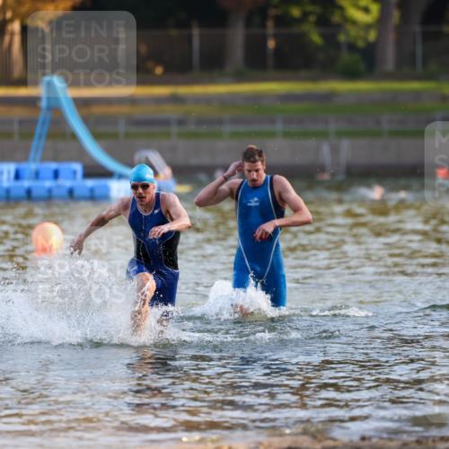 08.09.2024 - Stadtparktriathlon Michael Strokosch http://msf.ph/oto/7013406 08.09.2024 08:44:13 Schwimmen 7, 10 meine-sportfotos.de