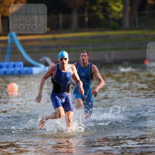 08.09.2024 - Stadtparktriathlon Michael Strokosch http://msf.ph/oto/7013450 08.09.2024 08:44:15 Schwimmen 7, 10 meine-sportfotos.de