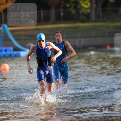 08.09.2024 - Stadtparktriathlon Michael Strokosch http://msf.ph/oto/7013458 08.09.2024 08:44:15 Schwimmen 7, 10 meine-sportfotos.de