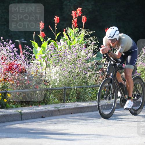 08.09.2024 - Stadtparktriathlon Zöllner http://msf.ph/oto/7013462 08.09.2024 09:14:33 Radfahren 29, 47, 50, 64, 146, 168 meine-sportfotos.de