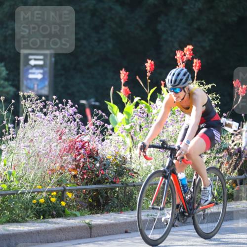 08.09.2024 - Stadtparktriathlon Zöllner http://msf.ph/oto/7013486 08.09.2024 09:14:36 Radfahren 29, 47, 50, 64, 66, 146, 168 meine-sportfotos.de