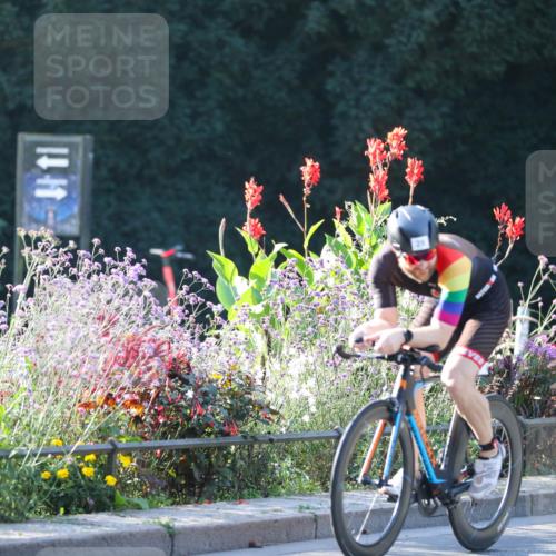 08.09.2024 - Stadtparktriathlon Zöllner http://msf.ph/oto/7013490 08.09.2024 09:14:37 Radfahren 29, 47, 64, 66, 146, 168 meine-sportfotos.de
