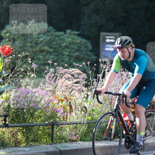 08.09.2024 - Stadtparktriathlon Zöllner http://msf.ph/oto/7013501 08.09.2024 09:14:38 Radfahren 29, 47, 64, 66, 146, 168 meine-sportfotos.de