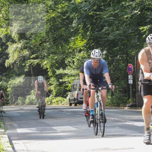 08.09.2024 - Stadtparktriathlon Zöllner http://msf.ph/oto/7013504 08.09.2024 12:12:45 Radfahren 734, 787, 817, 836, 837, 843 meine-sportfotos.de