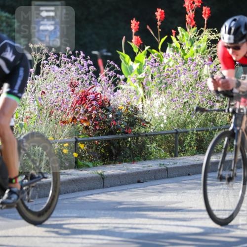 08.09.2024 - Stadtparktriathlon Zöllner http://msf.ph/oto/7013586 08.09.2024 09:14:56 Radfahren 16, 34, 46, 67, 93, 103, 120, 160, 178 meine-sportfotos.de