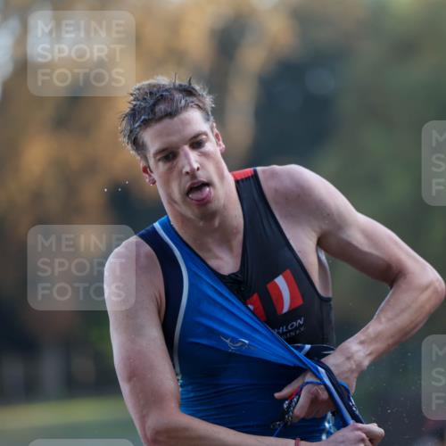 08.09.2024 - Stadtparktriathlon Michael Strokosch http://msf.ph/oto/7013591 08.09.2024 08:44:21 Schwimmen 7, 10 meine-sportfotos.de