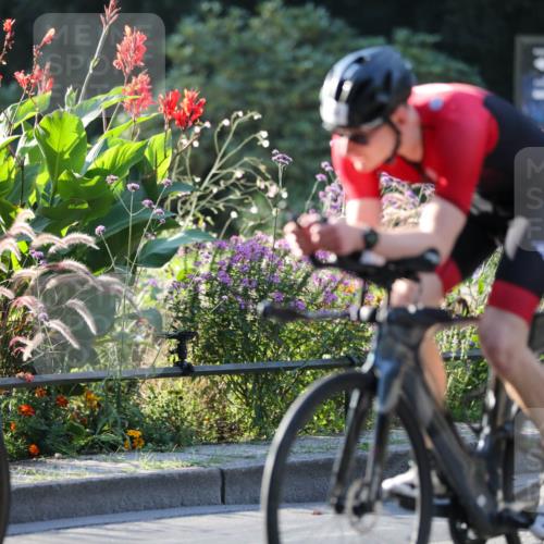 08.09.2024 - Stadtparktriathlon Zöllner http://msf.ph/oto/7013594 08.09.2024 09:14:56 Radfahren 16, 34, 46, 67, 93, 103, 120, 160, 178 meine-sportfotos.de