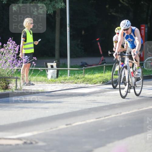08.09.2024 - Stadtparktriathlon Zöllner http://msf.ph/oto/7013647 08.09.2024 09:15:05 Radfahren 15, 21, 35, 40, 44, 54, 63, 76, 103, 160 meine-sportfotos.de