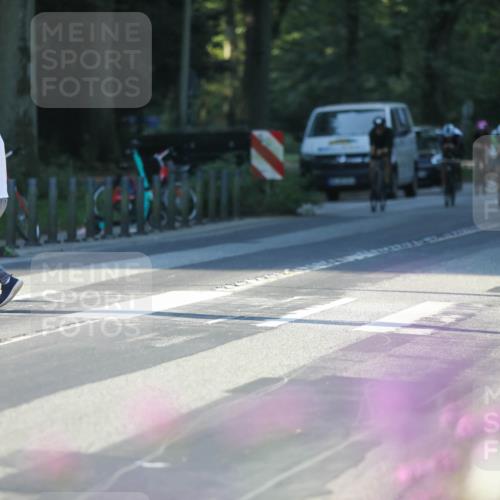 08.09.2024 - Stadtparktriathlon Zöllner http://msf.ph/oto/7013668 08.09.2024 09:15:09 Radfahren 15, 21, 35, 40, 44, 54, 63, 76, 103, 160 meine-sportfotos.de
